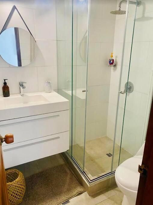 Apt. With Rooftop & Ocean View In The Old Cartagena